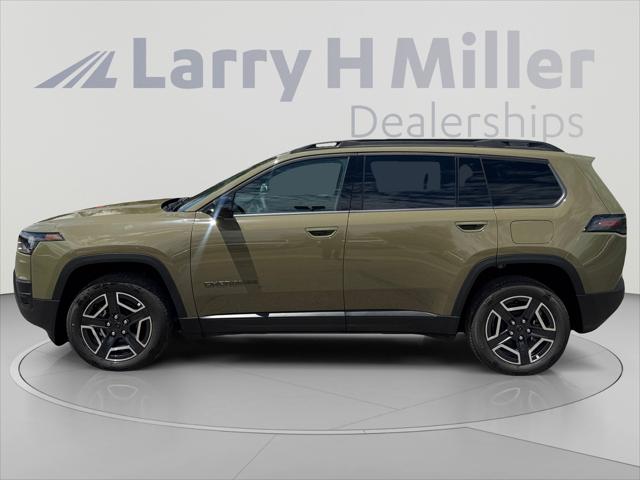 2026 Jeep Cherokee CHEROKEE LAREDO 4X4