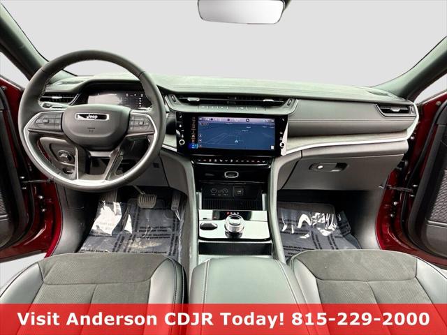 2026 Jeep Grand Cherokee GRAND CHEROKEE LAREDO ALTITUDE 4X4