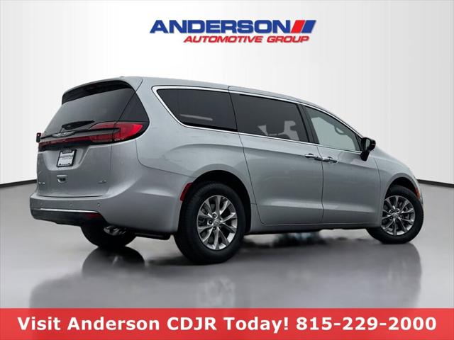2026 Chrysler Pacifica PACIFICA SELECT AWD