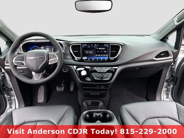 2026 Chrysler Pacifica PACIFICA SELECT AWD