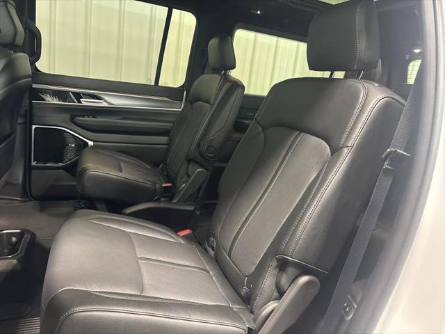 2026 Jeep Grand Wagoneer Limited Altitude 4x4