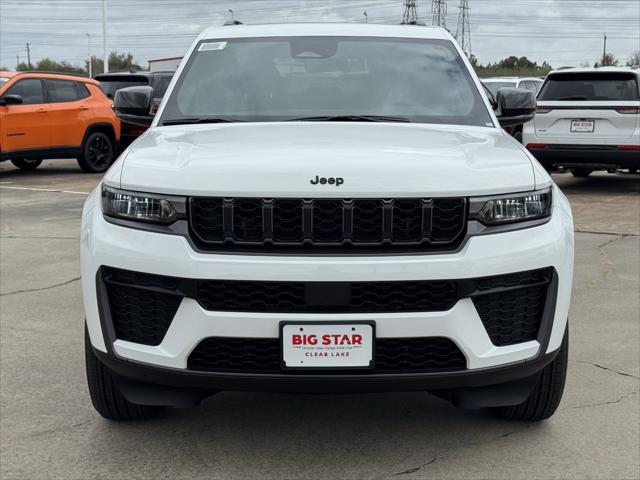 2026 Jeep Grand Cherokee GRAND CHEROKEE LAREDO ALTITUDE 4X2