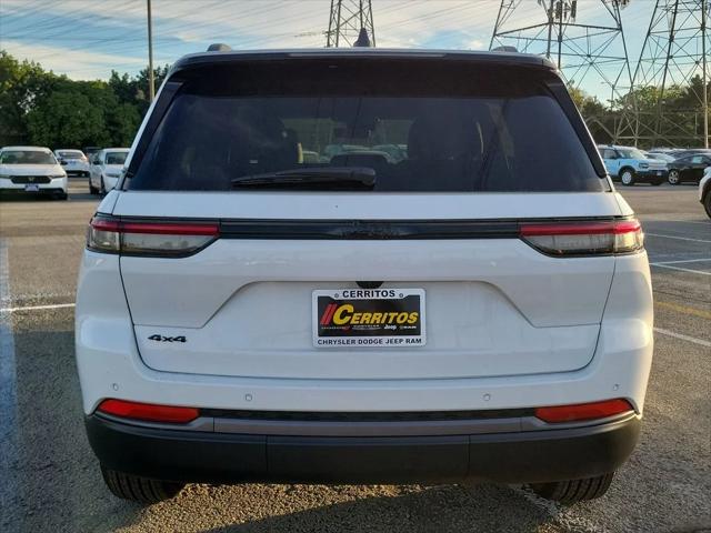 2026 Jeep Grand Cherokee Altitude 4x4