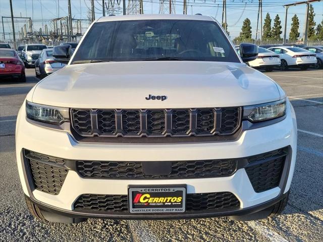 2026 Jeep Grand Cherokee Altitude 4x4