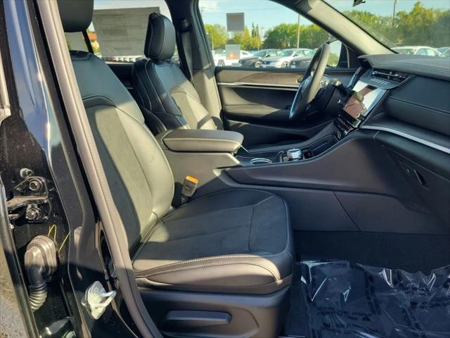 2026 Jeep Grand Cherokee Altitude 4x4