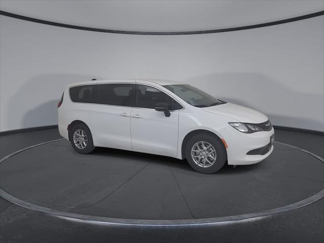 2026 Chrysler Voyager VOYAGER LX