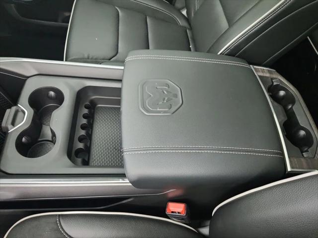 2026 Ram 1500 Laramie Crew Cab 4x4 5'7" Box