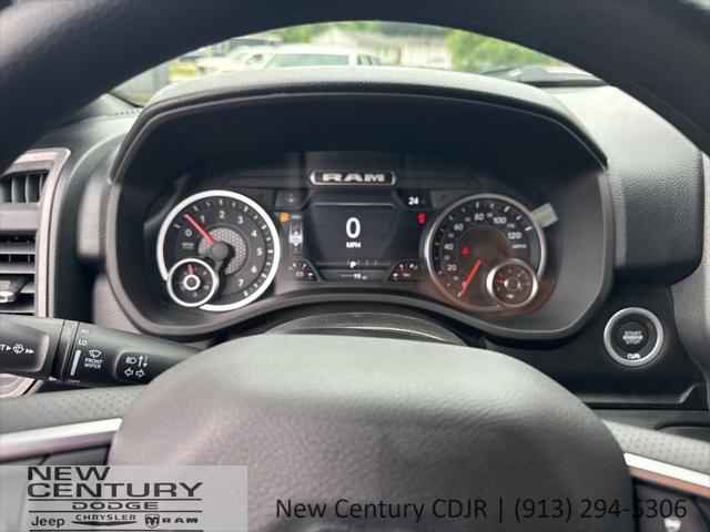 2026 Ram 1500 Warlock Crew Cab 4x4 5'7" Box