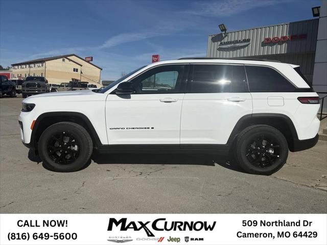 2026 Jeep Grand Cherokee GRAND CHEROKEE LAREDO ALTITUDE 4X4 2026 Jeep Grand Cherokee GRAND CHEROKEE LAREDO ALTITUDE 4X4