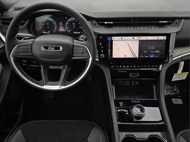 2026 Jeep Grand Cherokee Altitude 4x4