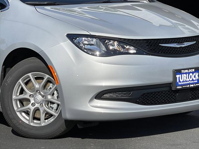 2026 Chrysler Voyager VOYAGER LX