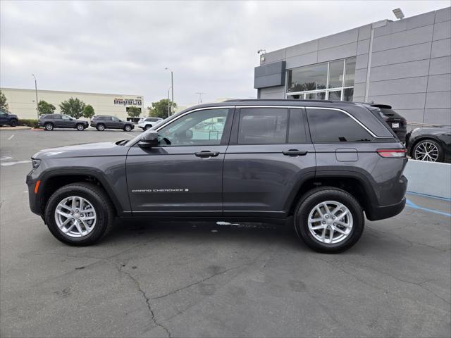 2026 Jeep Grand Cherokee GRAND CHEROKEE LAREDO X 4X2