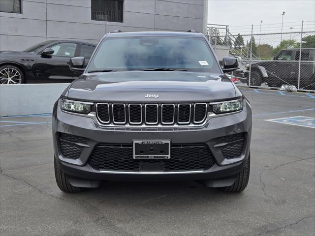 2026 Jeep Grand Cherokee GRAND CHEROKEE LAREDO X 4X2