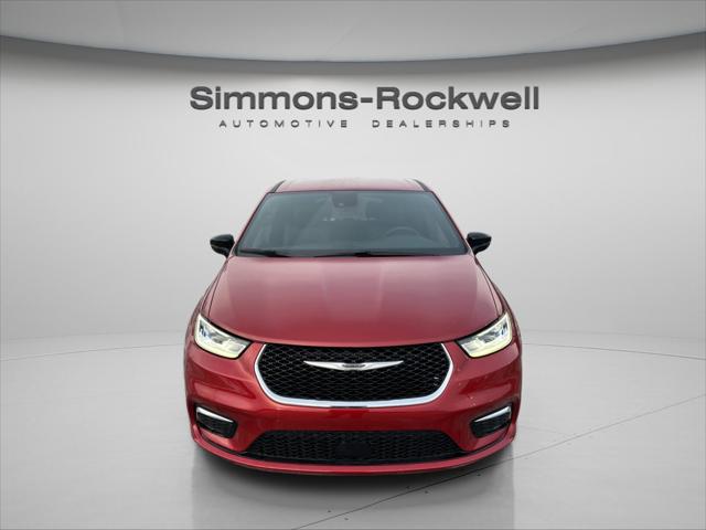 2026 Chrysler Pacifica PACIFICA SELECT AWD