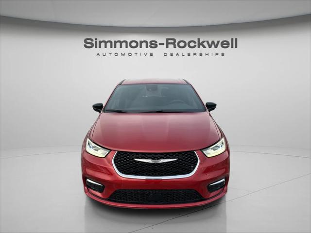 2026 Chrysler Pacifica PACIFICA SELECT AWD