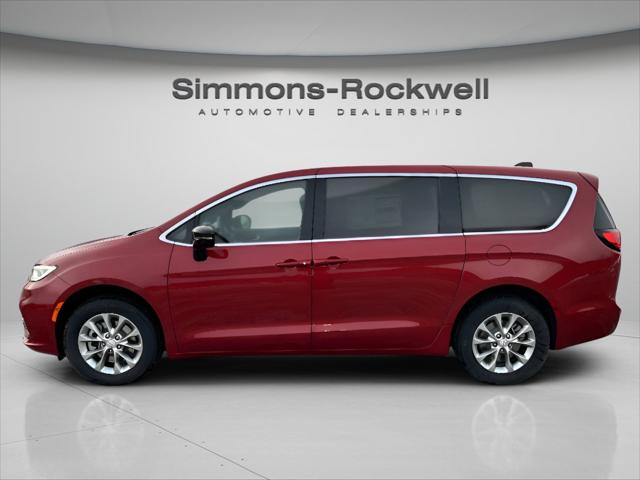 2026 Chrysler Pacifica PACIFICA SELECT AWD