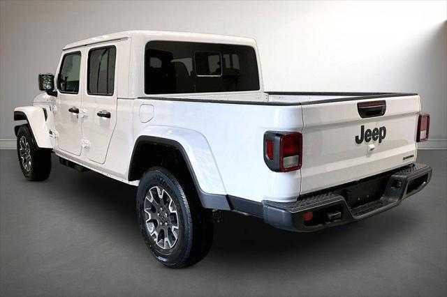 2026 Jeep Gladiator GLADIATOR SAHARA 4X4