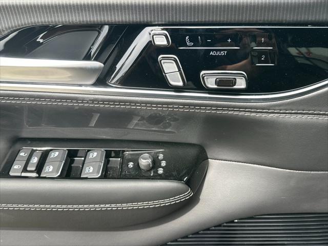 2026 Jeep Grand Wagoneer Summit Obsidian 4x4