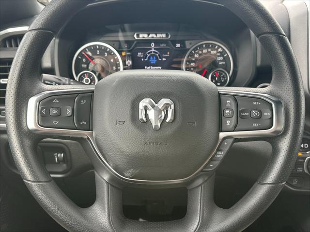 2026 Ram 1500 Express Crew Cab 4x4 5'7" Box