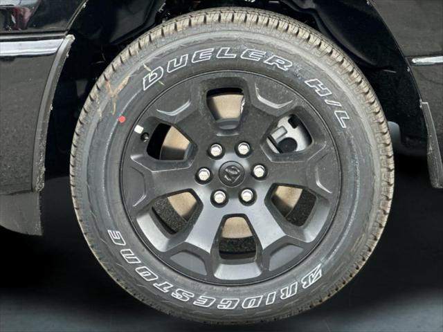 2026 Ram 1500 Express Crew Cab 4x4 5'7" Box