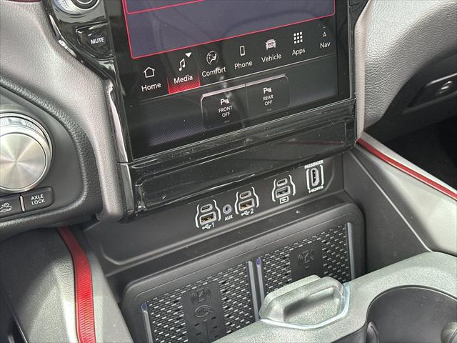 2026 Ram 1500 Rebel Crew Cab 4x4 5'7" Box