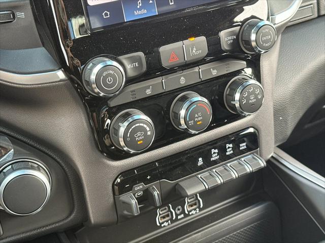 2026 Ram 1500 Big Horn Crew Cab 4x4 5'7" Box