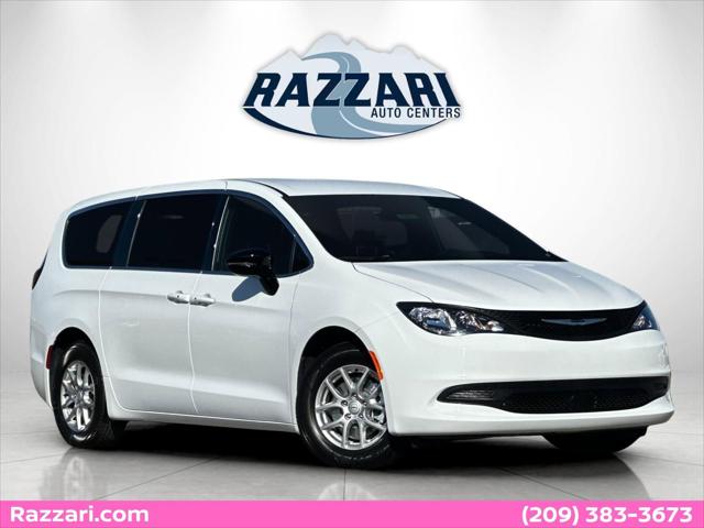 2026 Chrysler Voyager VOYAGER LX