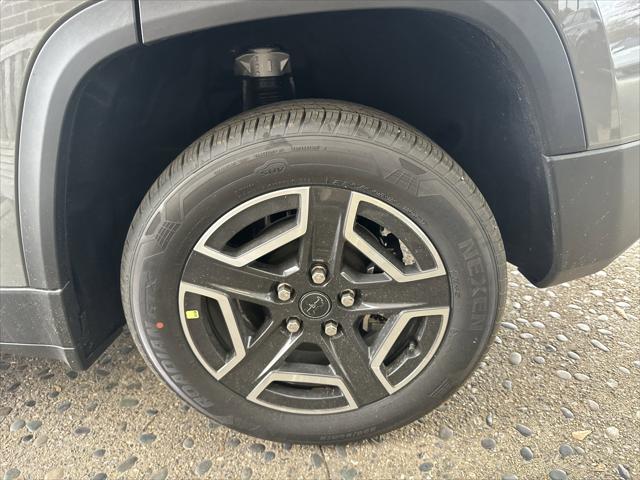 2026 Jeep Cherokee Laredo 4x4