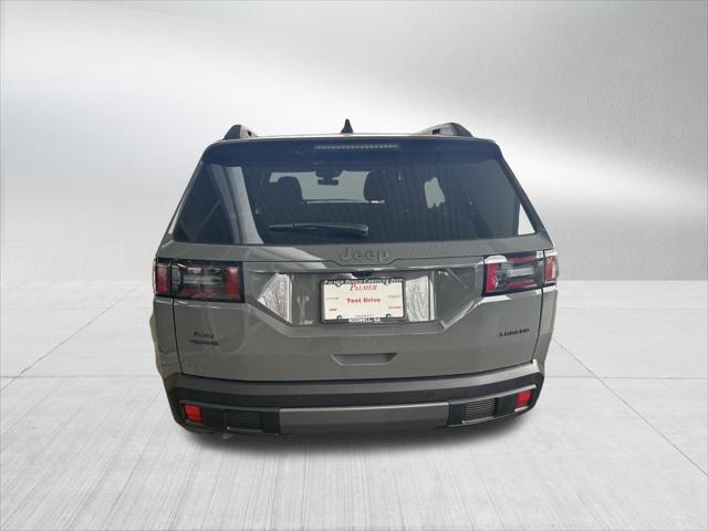 2026 Jeep Cherokee Laredo 4x4