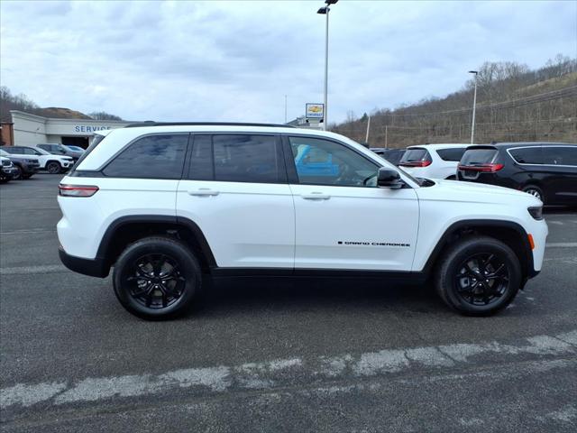 2026 Jeep Grand Cherokee GRAND CHEROKEE LAREDO ALTITUDE 4X4