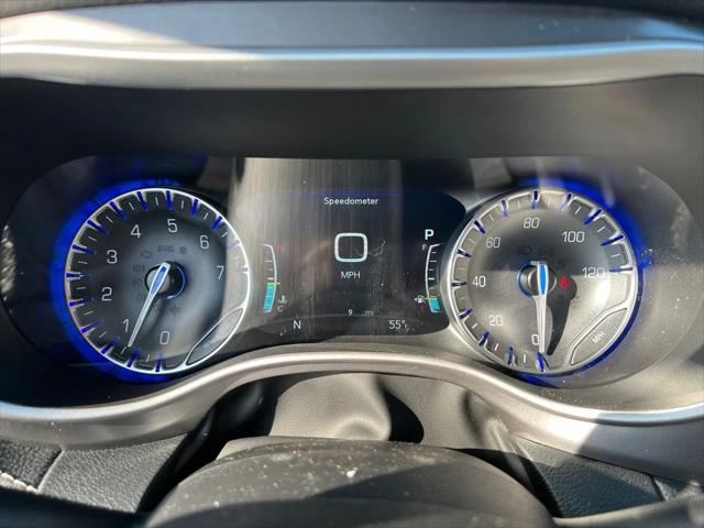 2026 Chrysler Pacifica Select AWD