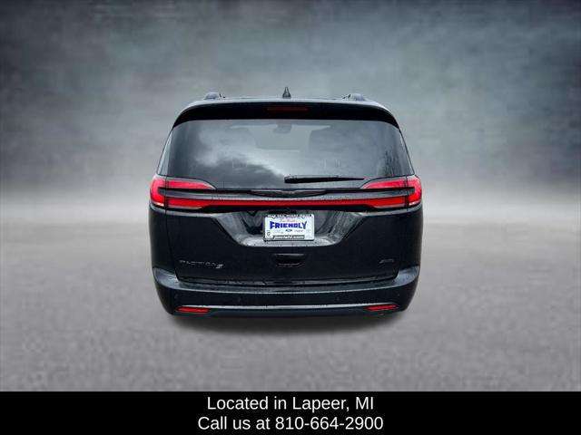 2026 Chrysler Pacifica Select AWD