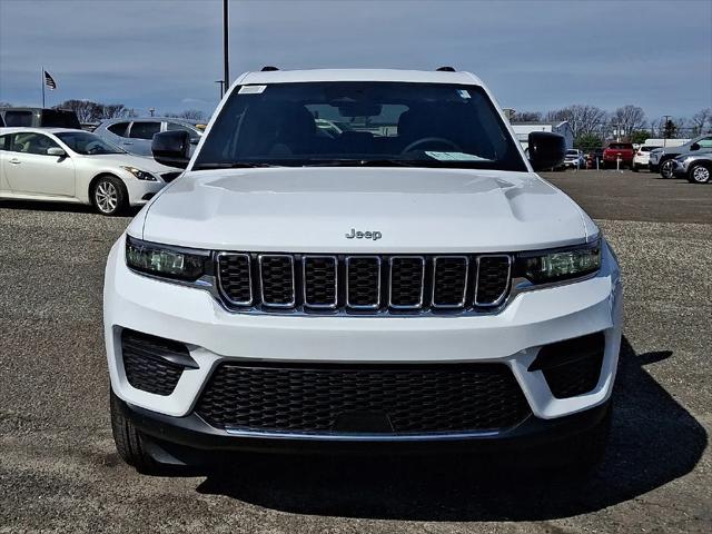 2026 Jeep Grand Cherokee GRAND CHEROKEE LAREDO X 4X4 2026 Jeep Grand Cherokee GRAND CHEROKEE LAREDO X 4X4