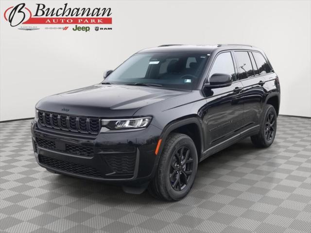 2026 Jeep Grand Cherokee GRAND CHEROKEE LAREDO ALTITUDE 4X4