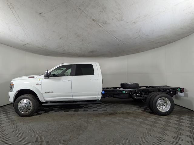 2026 RAM Ram 5500 Chassis Cab RAM 5500 BIG HORN CHASSIS CREW CAB 4X4 84 CA