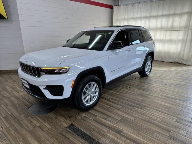 2026 Jeep Grand Cherokee GRAND CHEROKEE LAREDO X 4X4 2026 Jeep Grand Cherokee GRAND CHEROKEE LAREDO X 4X4