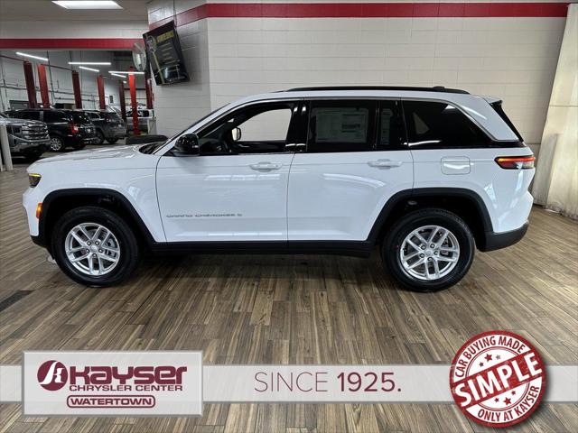 2026 Jeep Grand Cherokee GRAND CHEROKEE LAREDO X 4X4