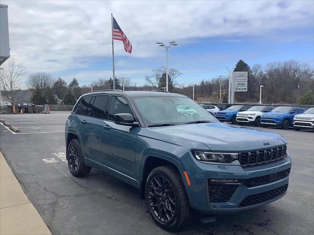 2026 Jeep Grand Cherokee GRAND CHEROKEE SUMMIT 4X4