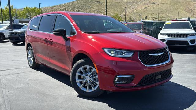 2026 Chrysler Pacifica PACIFICA SELECT AWD