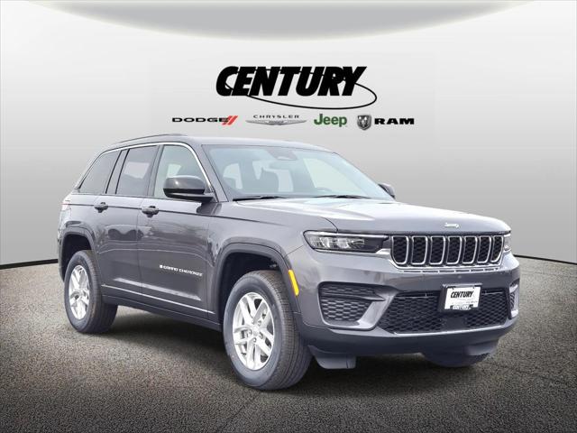 2026 Jeep Grand Cherokee GRAND CHEROKEE LAREDO X 4X4