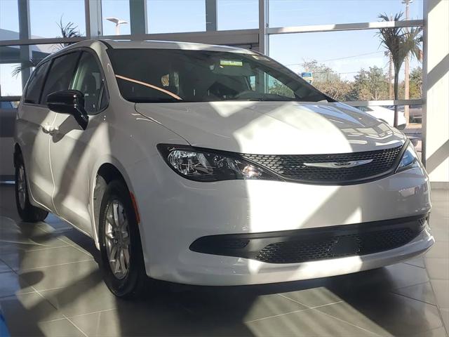 2026 Chrysler Voyager VOYAGER LX