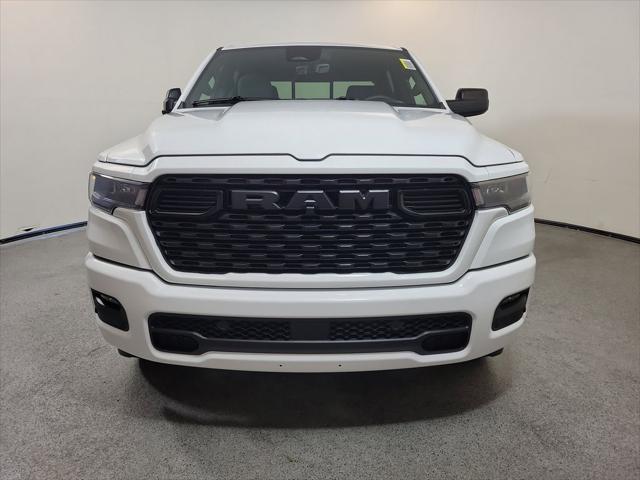2026 RAM Ram 1500 RAM 1500 EXPRESS CREW CAB 4X4 57 BOX