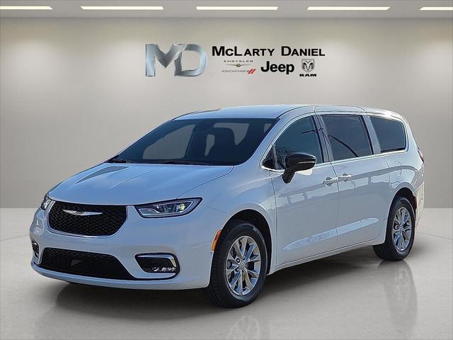 2026 Chrysler Pacifica Select AWD