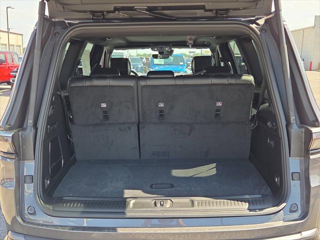 2026 Jeep Grand Wagoneer 4x4