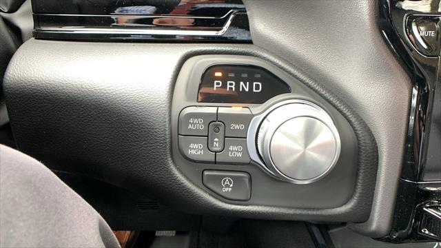2026 Ram 1500 Laramie Crew Cab 4x4 5'7" Box