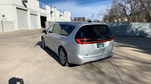 2026 Chrysler Pacifica PACIFICA SELECT AWD