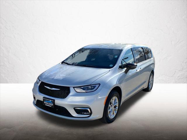 2026 Chrysler Pacifica PACIFICA SELECT AWD