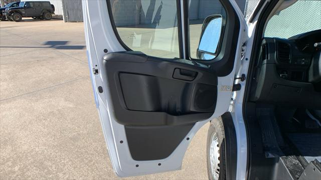2026 Ram ProMaster Cargo Van Tradesman High Roof 136" WB w/Pass Seat