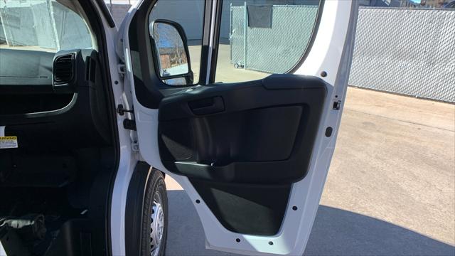 2026 Ram ProMaster Cargo Van Tradesman High Roof 136" WB w/Pass Seat