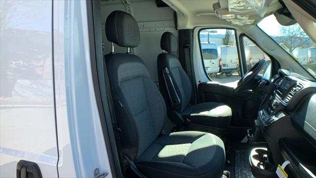 2026 Ram ProMaster Cargo Van Tradesman High Roof 136" WB w/Pass Seat